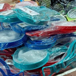 3 SET DE COLADOR PLÁSTICO VIENEN 3 UNIDADES DE COLADORES EN CADA SET