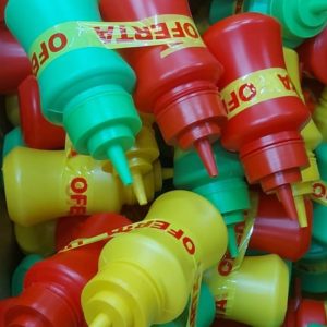 3 set de salseros ,  con 3 salseros cada set